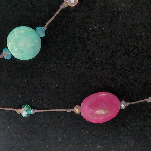 Premier Designs multi color stone necklace and earrings - Picture 5 of 7